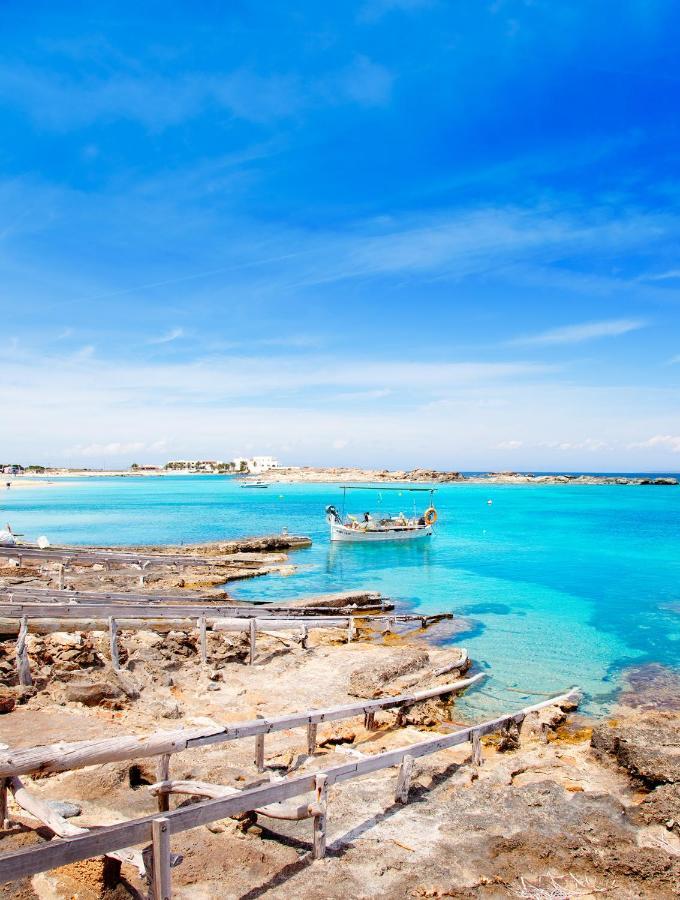 Mar Suites Formentera By Universal Beach Hotels 에스푸홀스 외부 사진